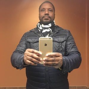 Meet your Posher, Lou